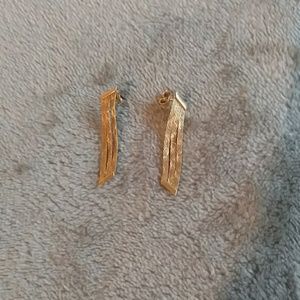 Gold dangling earrings